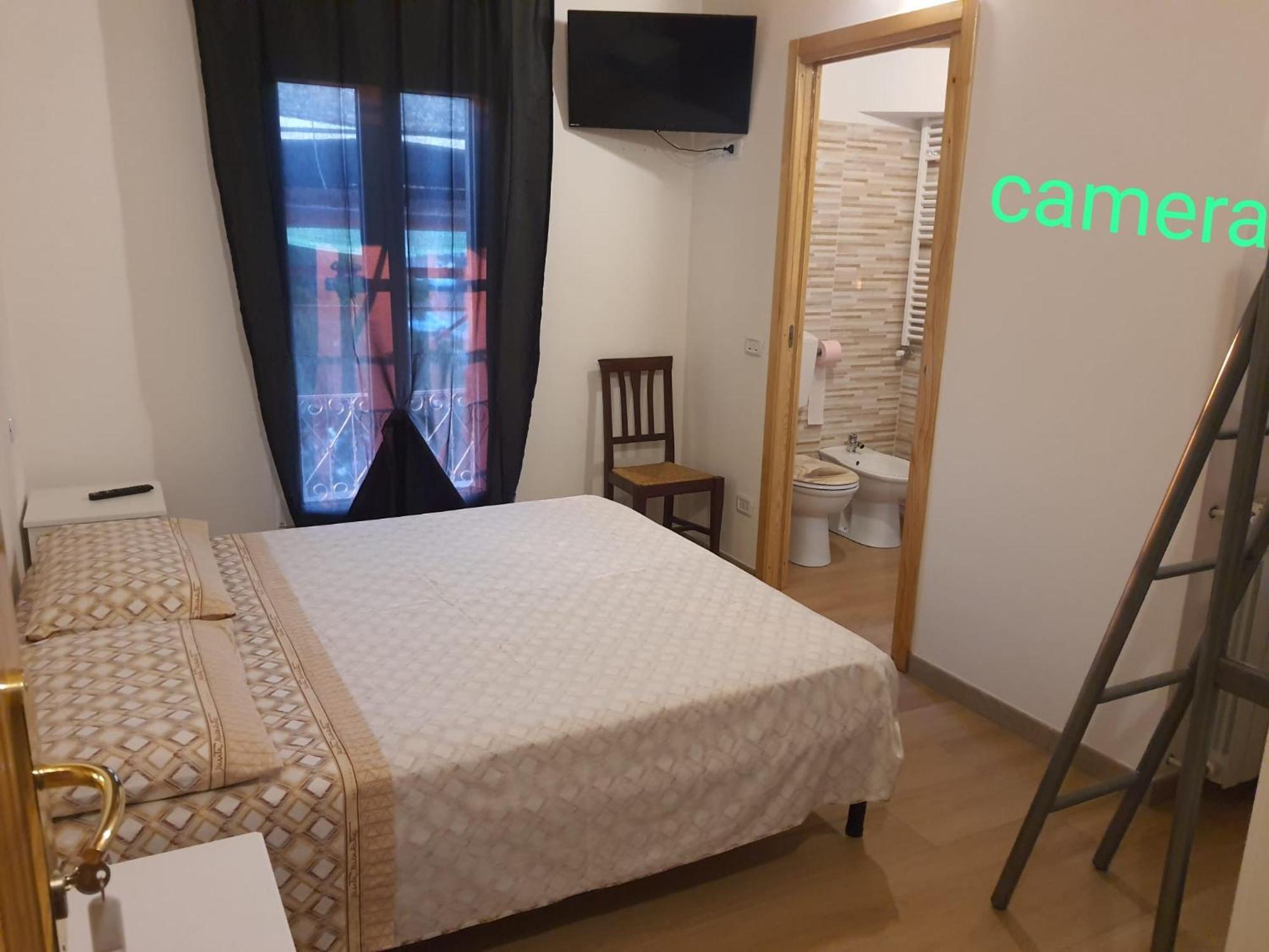 Casa Paradigna Парма Екстериор снимка