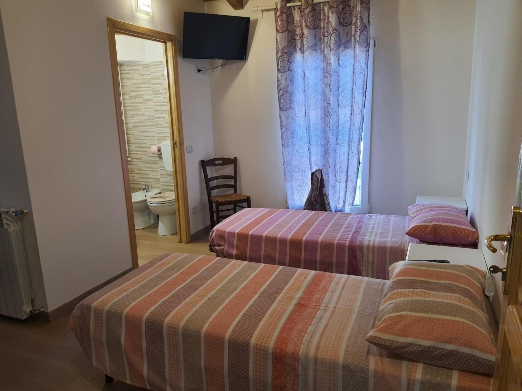 Casa Paradigna Парма Екстериор снимка